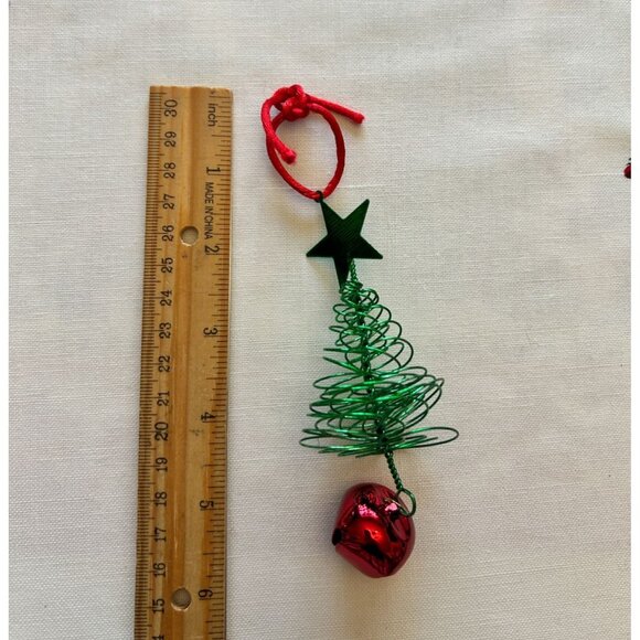 Handcrafted Spiral Wire Christmas Tree Ornament Red Green Metal Star Bell - Picture 2 of 3